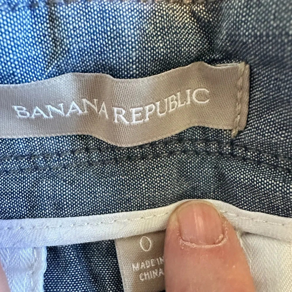 💙 Banana Republic Chambray Bermuda Shorts 100% Cotton Size 0 💙